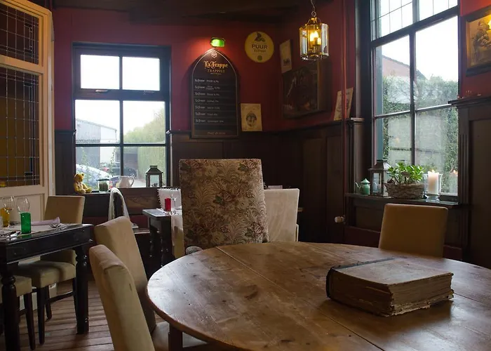 & Restaurant Het Tramstation Hotel 2*