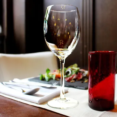 & Restaurant Het Tramstation 2*